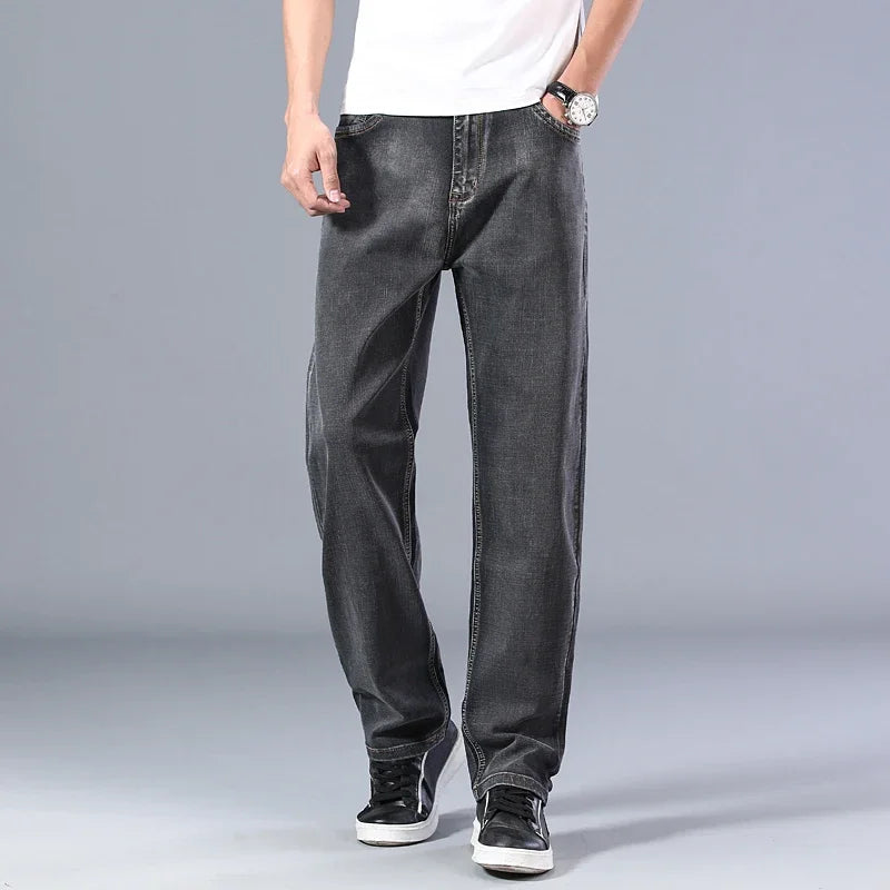 Men's Loose-Fit Denim Jeans with Zipper Fly and Classic Straight-Leg Design for Everyday Casual Wear